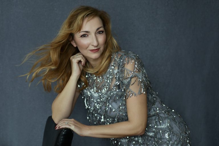 Tania Mendillo_Photography_Glamour Portrait (31)